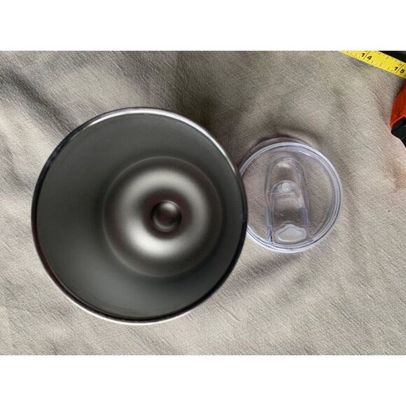 Insulated Wine Tumbler Not a Day over Fabulous Gold on White 12 ounce EUC - Picture 2 of 4